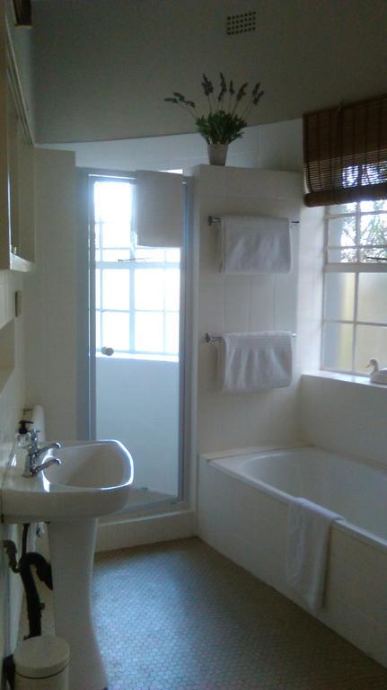 Chartwell Castle & Guest House Room photo